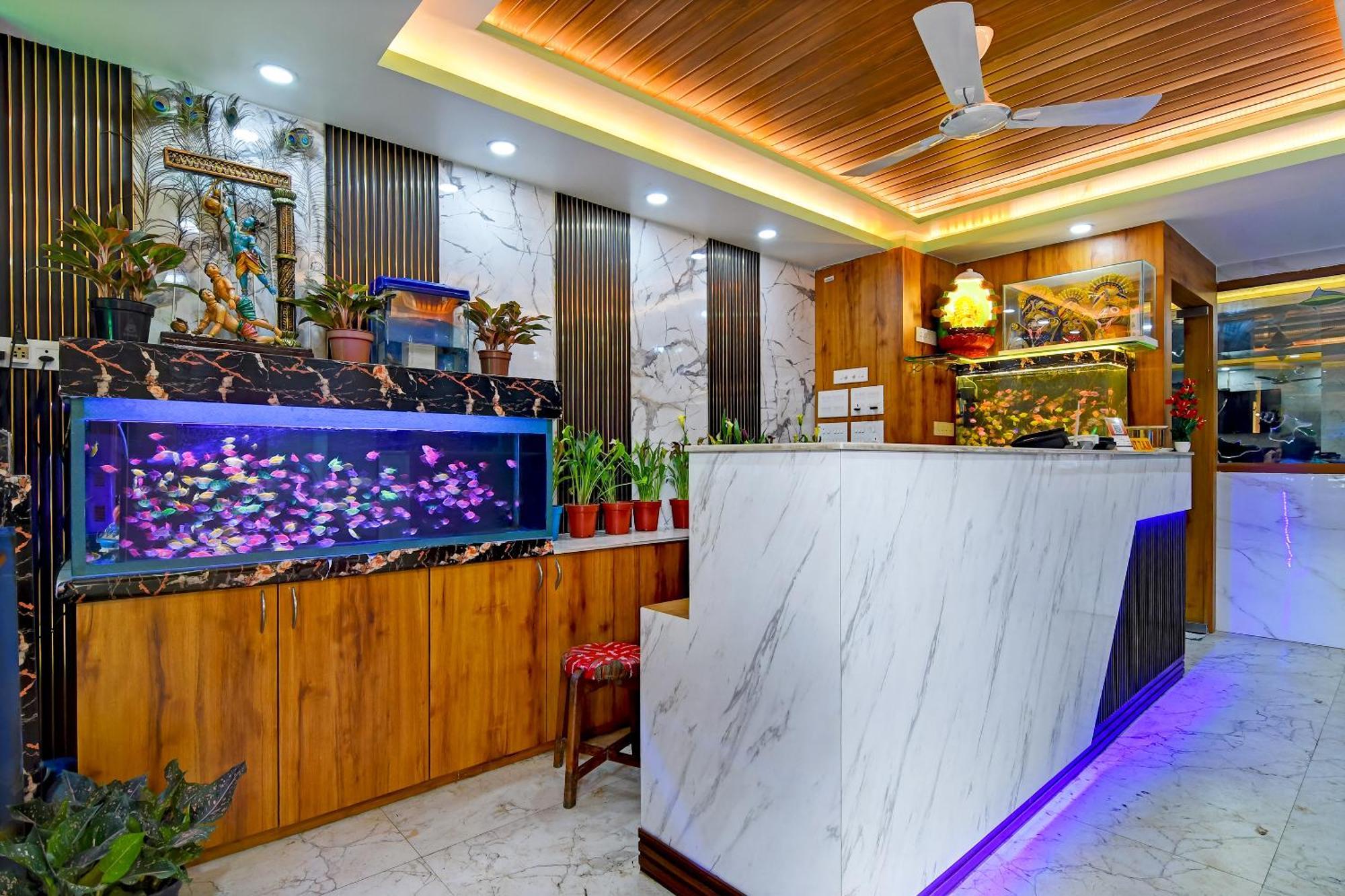 Hotel Ashray Пури Екстериор снимка